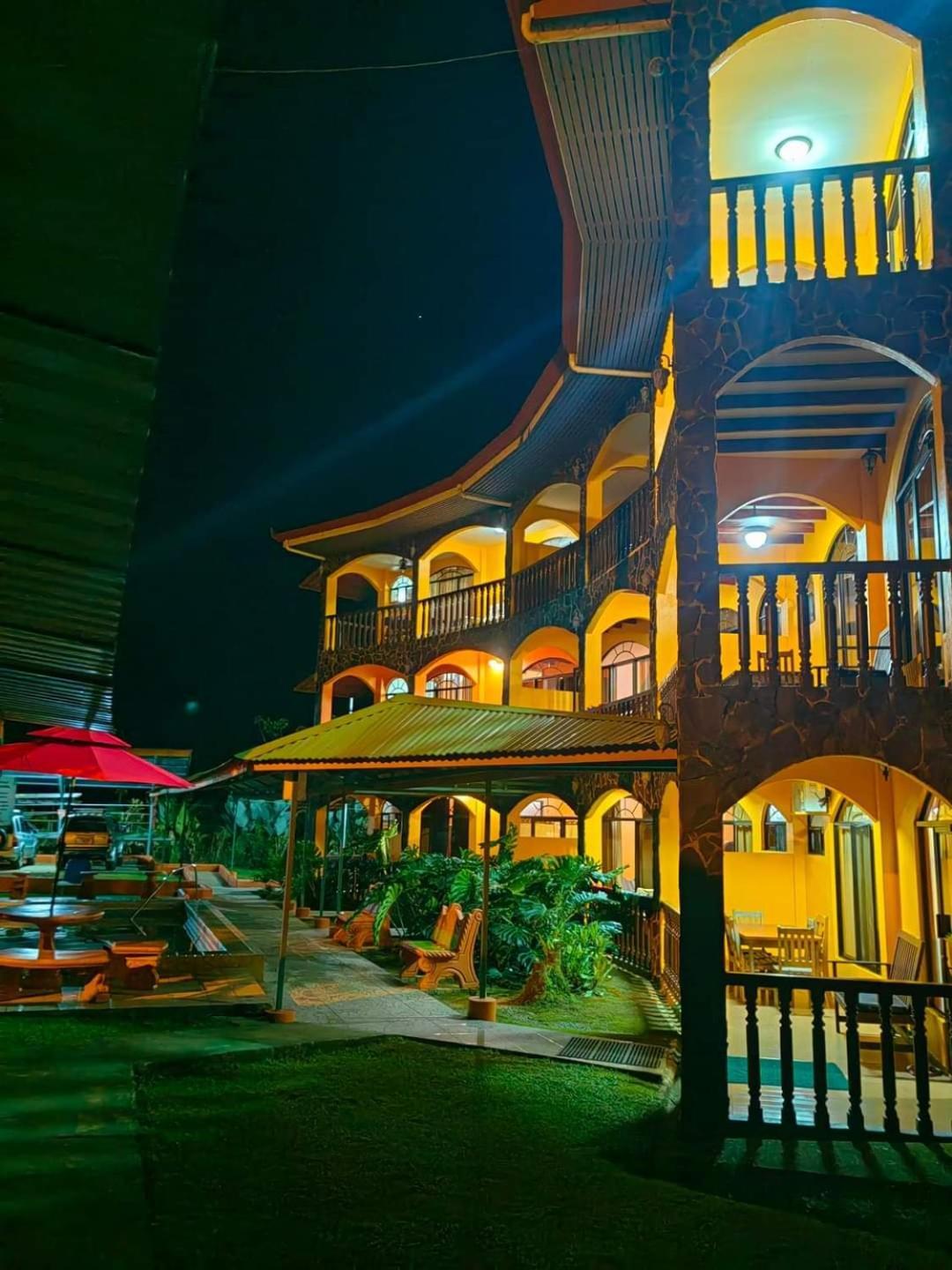 Apartahotel Playa Luna Uvita Extérieur photo