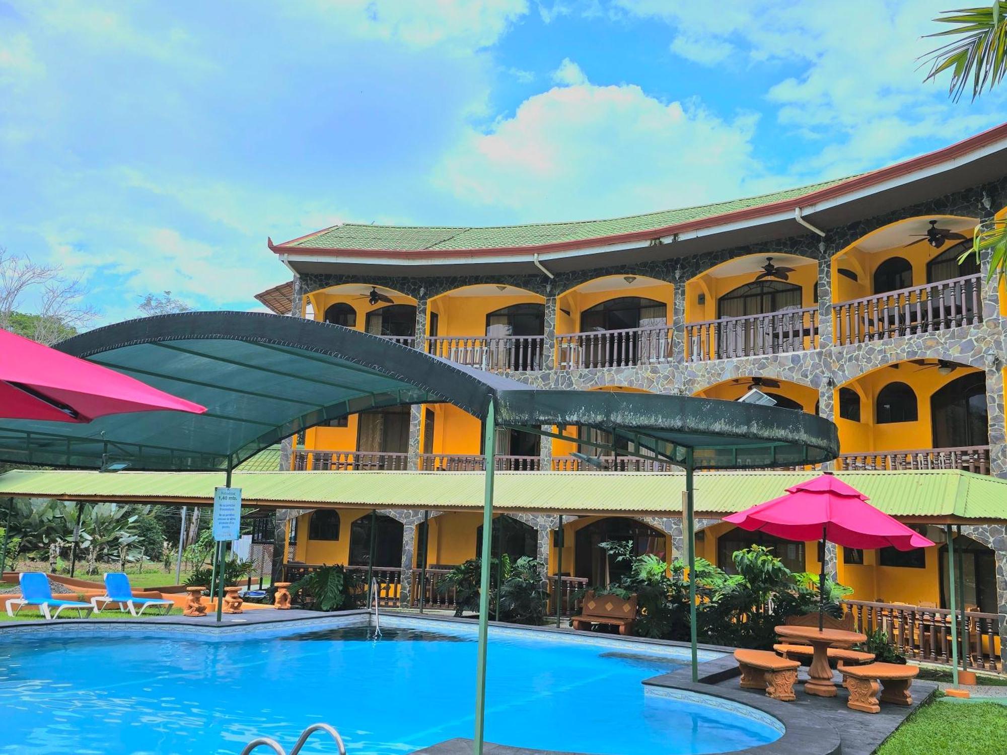 Apartahotel Playa Luna Uvita Extérieur photo